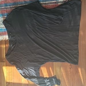 Black 3/4 sleeve top